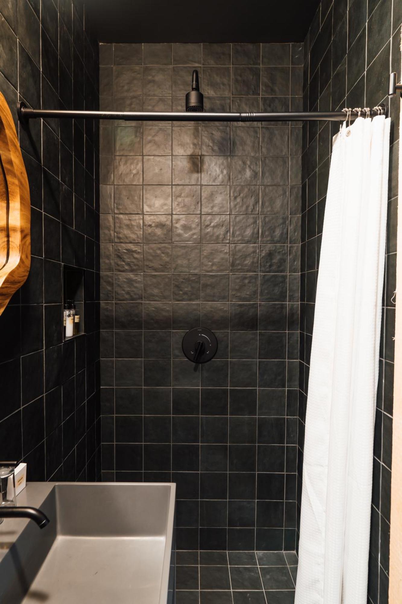 Awol Stowe Hotell Exteriör bild