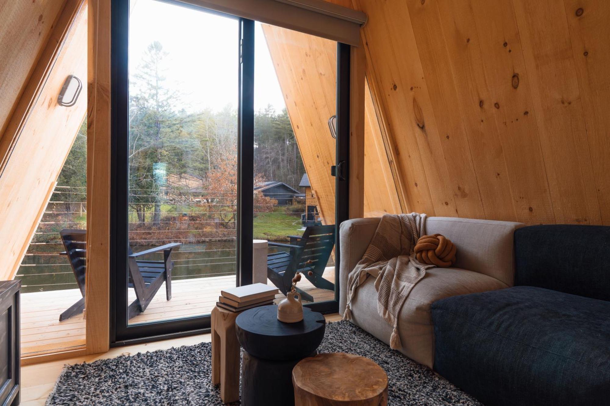 Awol Stowe Hotell Exteriör bild